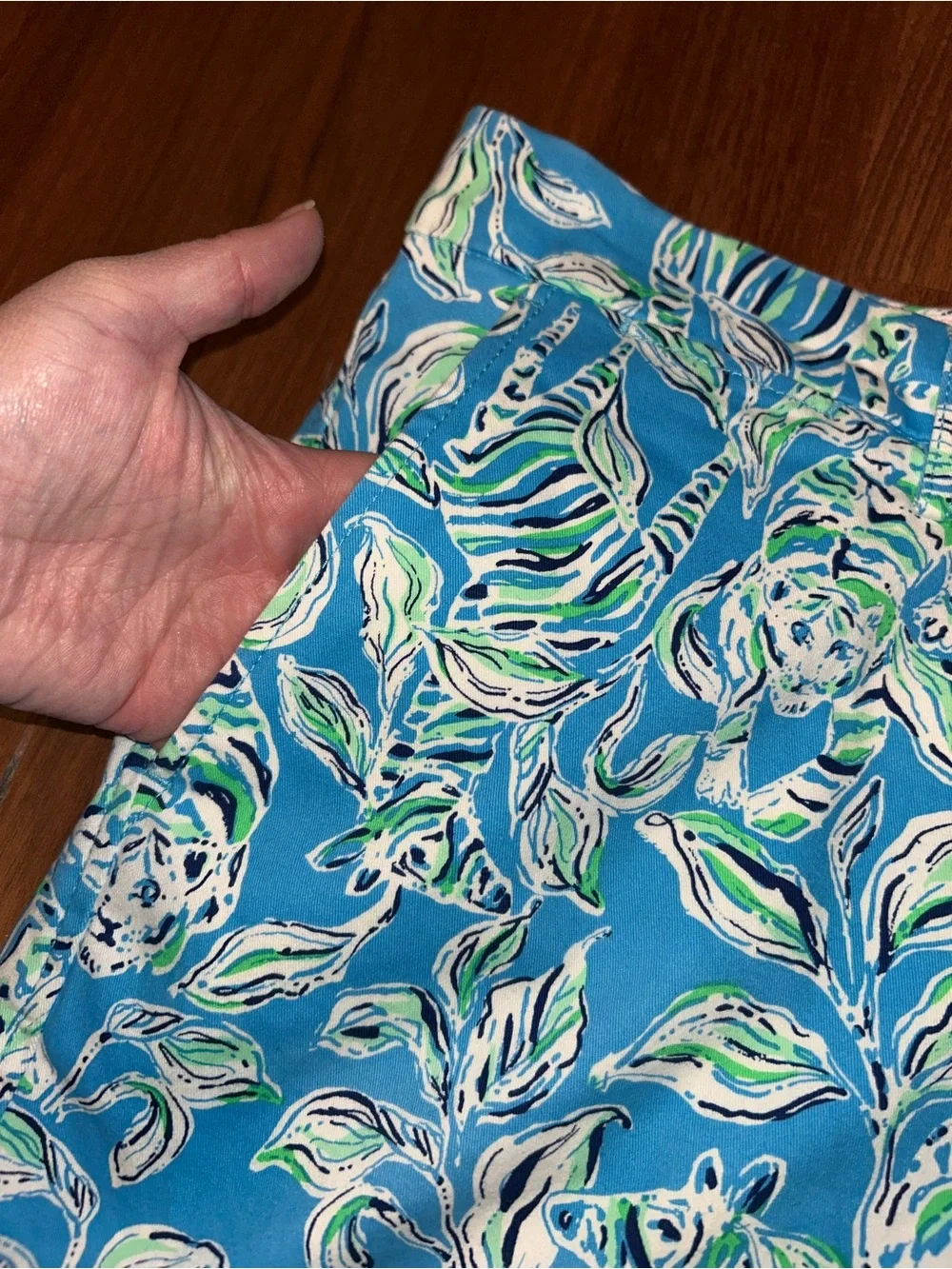 NWT Lilly Pulitzer Men Beaumont Turquoise Oasis Blue Floral Flat Front Shorts 36